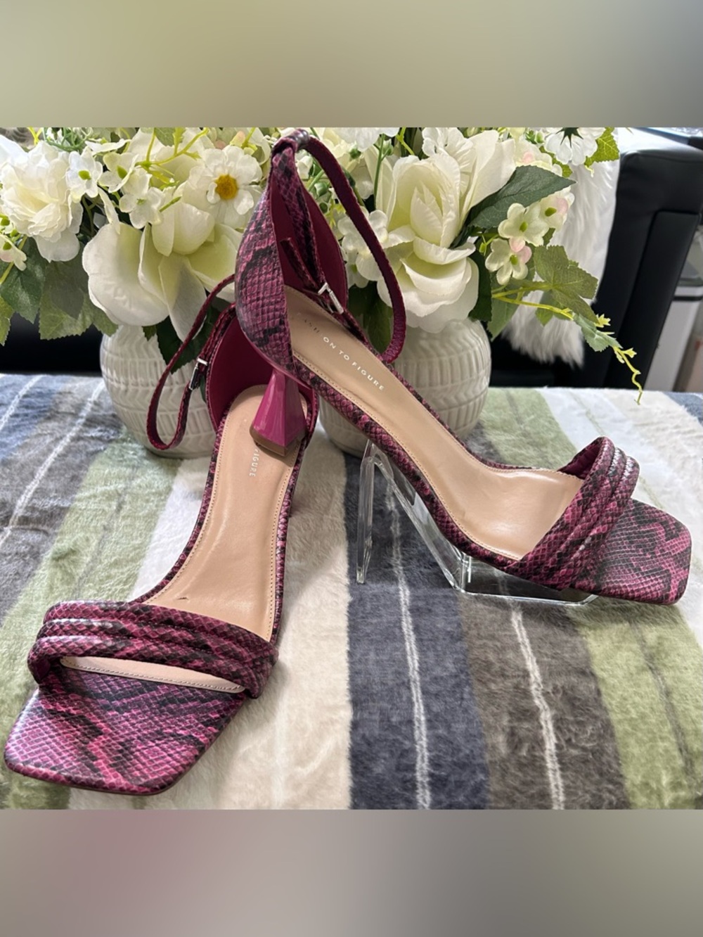 NEW Fashion to Figure Snake-Print Block Heel Sandals -Pink, Size 13 - Picture 2 of 4